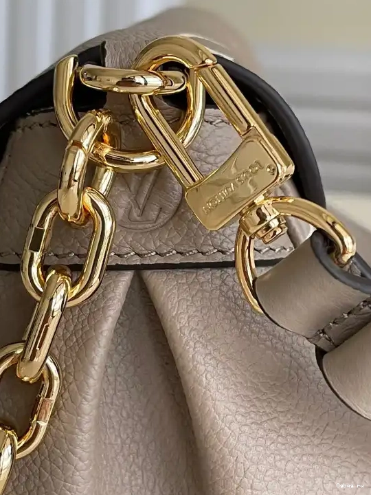 FAVORITE LOUIS VUITTON 0611